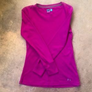 Woman’s Under Armour Magenta long sleeve waffle shirt. Sz Medium.